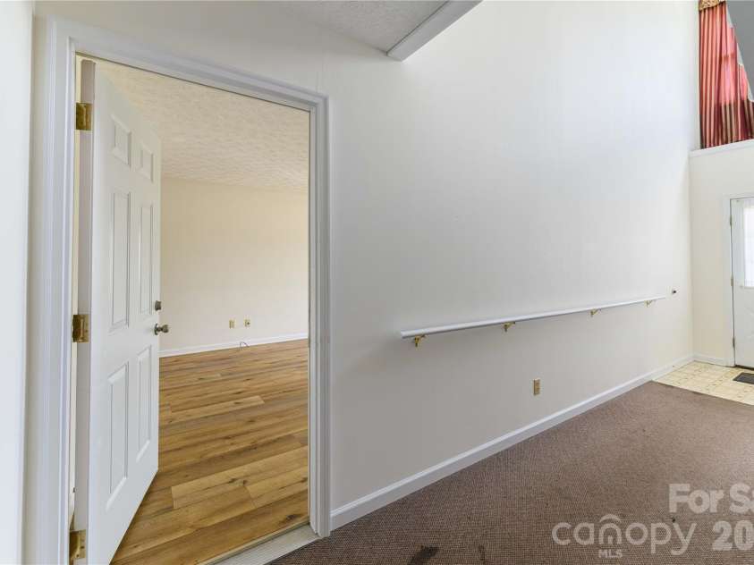 82 Nazarene Way, Waynesville, NC 28785.  MLS# CAR4423566, YatesRealty ID 50409. 