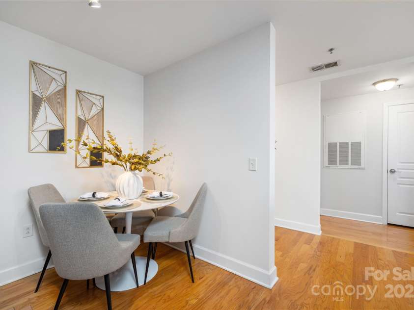 1320 Fillmore Street, Charlotte, NC 28203.  MLS# CAR4232669, YatesRealty ID 5041. 