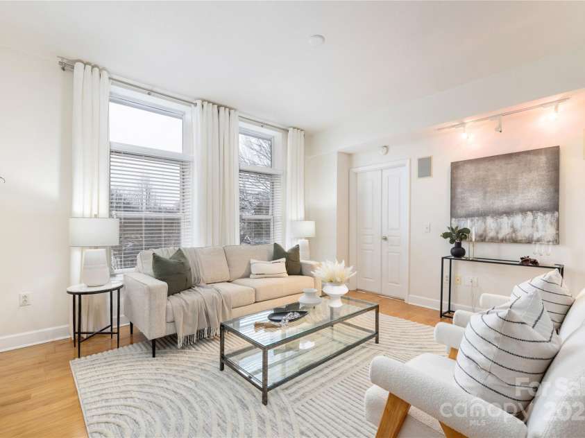 1320 Fillmore Street, Charlotte, NC 28203.  MLS# CAR4232669, YatesRealty ID 5041. 