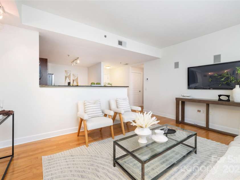 1320 Fillmore Street, Charlotte, NC 28203.  MLS# CAR4232669, YatesRealty ID 5041. 