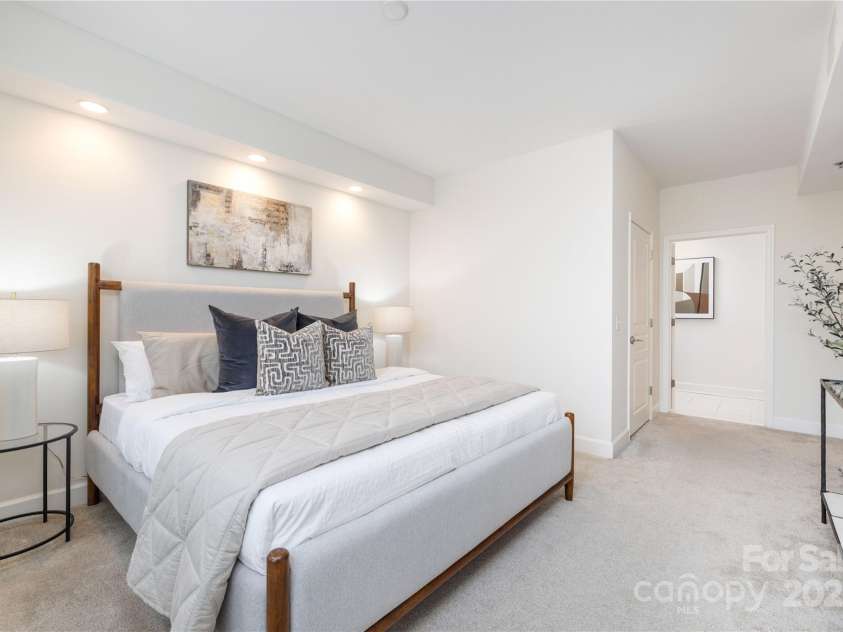 1320 Fillmore Street, Charlotte, NC 28203.  MLS# CAR4232669, YatesRealty ID 5041. 