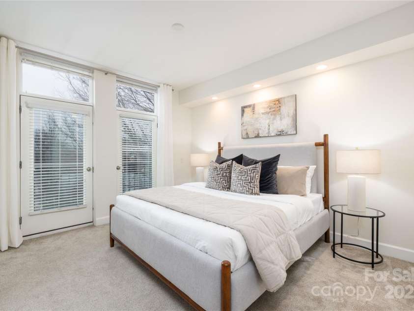 1320 Fillmore Street, Charlotte, NC 28203.  MLS# CAR4232669, YatesRealty ID 5041. 