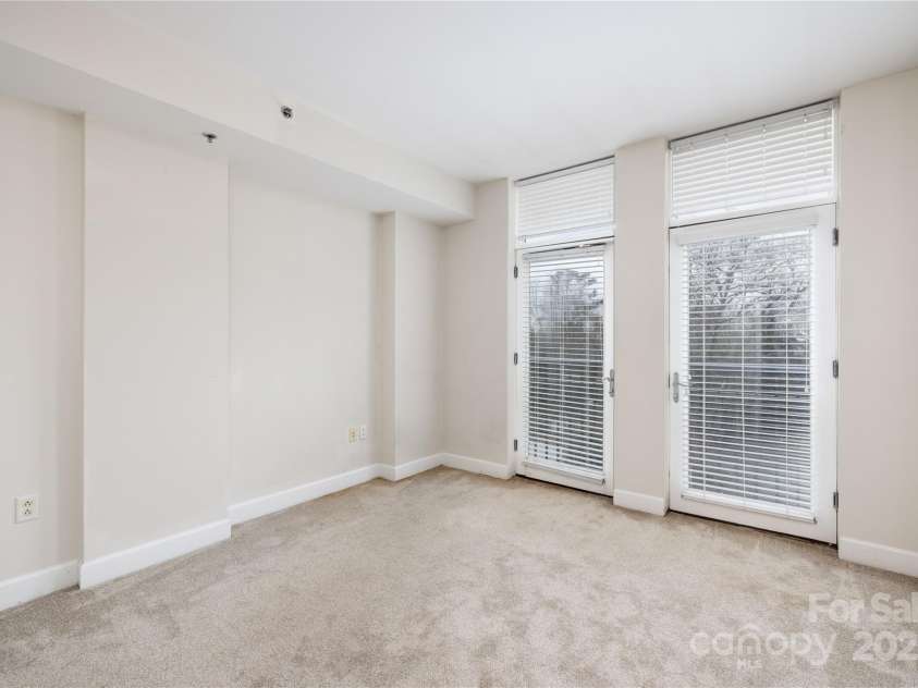 1320 Fillmore Street, Charlotte, NC 28203.  MLS# CAR4232669, YatesRealty ID 5041. 