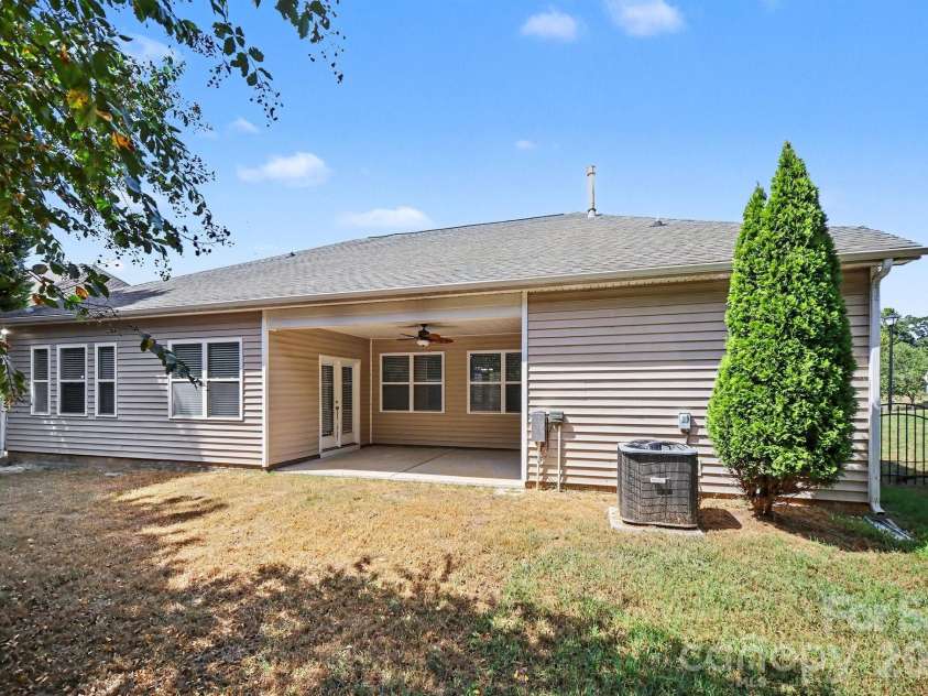 3009 Denali Way, Rock Hill, SC 29732.  MLS# CAR4423527, YatesRealty ID 50411. 