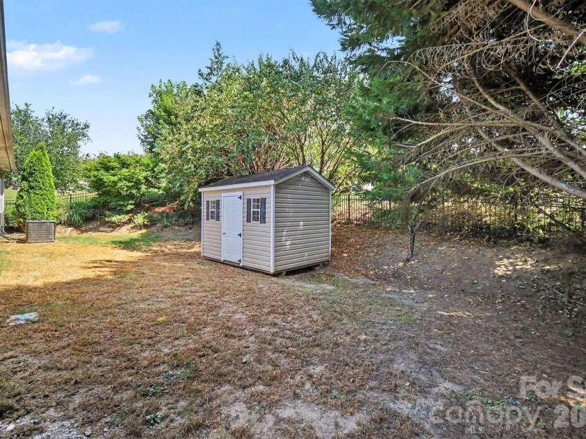 3009 Denali Way, Rock Hill, SC 29732.  MLS# CAR4423527, YatesRealty ID 50411. 
