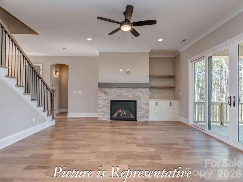 16818 Harbor View Road, Charlotte, NC 28278.  MLS# CAR4423945, YatesRealty ID 50412. 