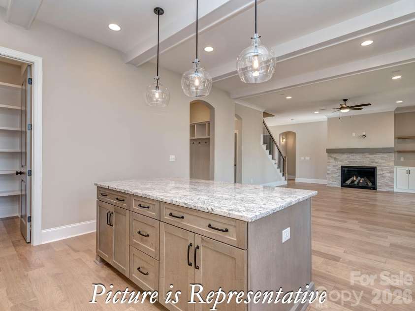 16818 Harbor View Road, Charlotte, NC 28278.  MLS# CAR4423945, YatesRealty ID 50412. 