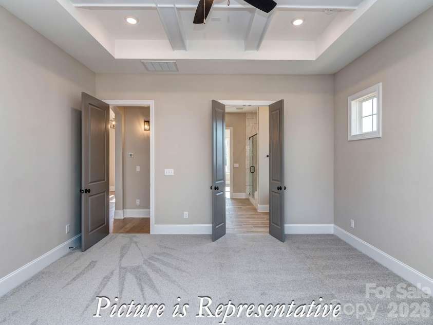 16818 Harbor View Road, Charlotte, NC 28278.  MLS# CAR4423945, YatesRealty ID 50412. 