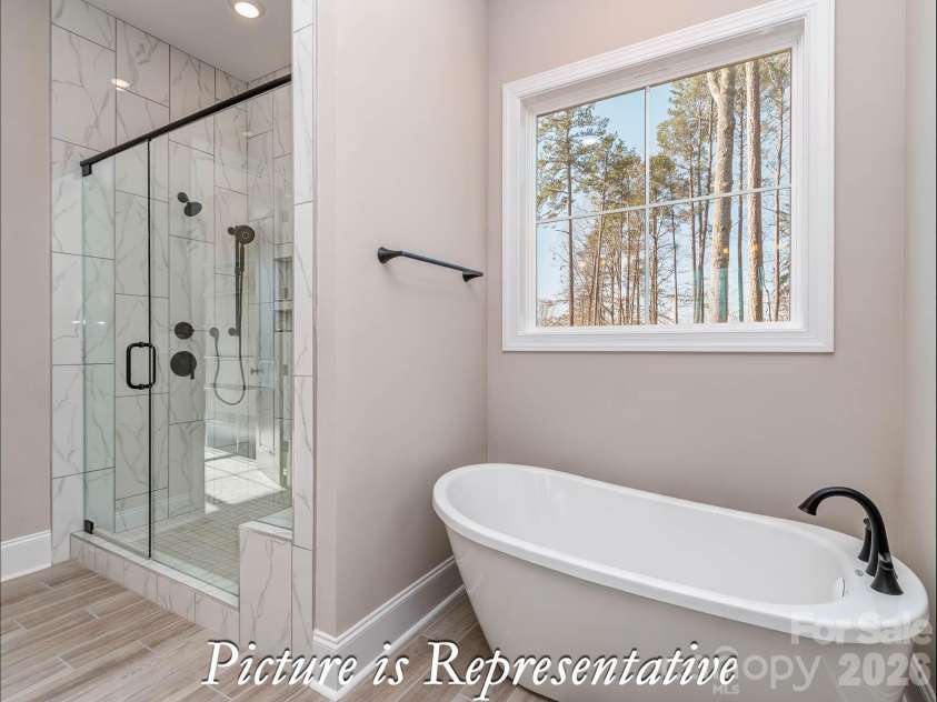16818 Harbor View Road, Charlotte, NC 28278.  MLS# CAR4423945, YatesRealty ID 50412. 