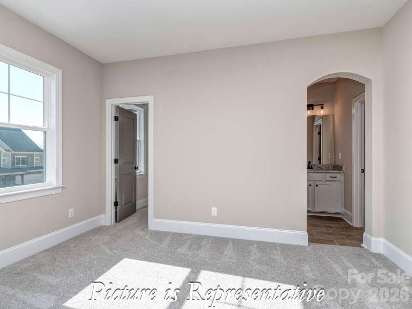 16818 Harbor View Road, Charlotte, NC 28278.  MLS# CAR4423945, YatesRealty ID 50412. 
