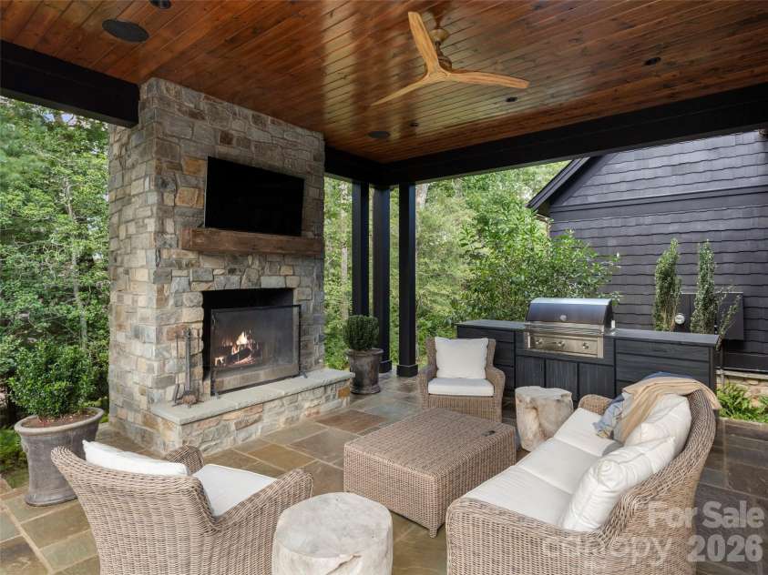 3 Bear Flower Trail, Arden, NC 28704.  MLS# CAR4422933, YatesRealty ID 50418. 