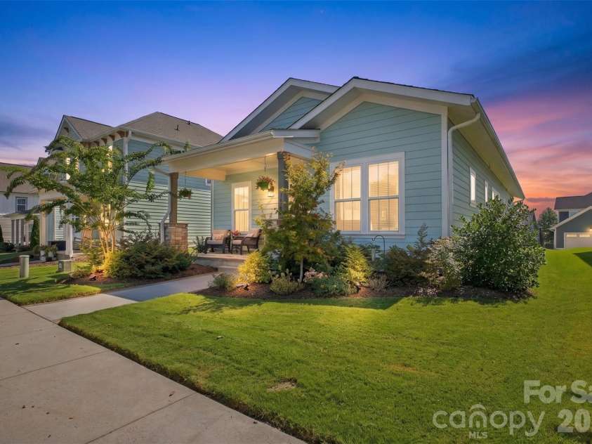 1567 Riverwalk Parkway, Rock Hill, SC 29730.  MLS# CAR4423713, YatesRealty ID 50419. 
