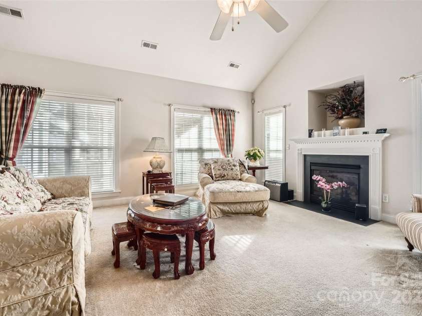 2240 Dunnwood Hills Drive, Matthews, NC 28105.  MLS# CAR4199147, YatesRealty ID 5042. 