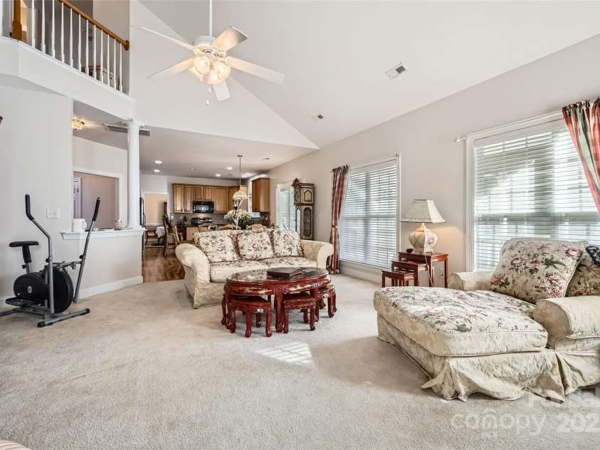 2240 Dunnwood Hills Drive, Matthews, NC 28105.  MLS# CAR4199147, YatesRealty ID 5042. 