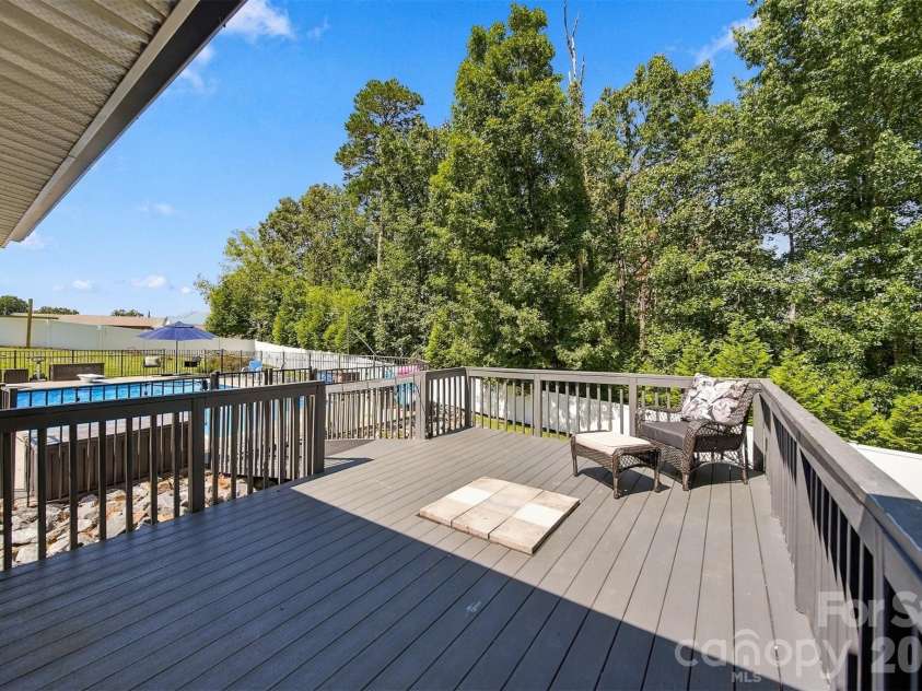 110 Pineburr Avenue, Valdese, NC 28690.  MLS# CAR4423742, YatesRealty ID 50426. 