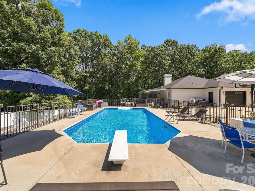 110 Pineburr Avenue, Valdese, NC 28690.  MLS# CAR4423742, YatesRealty ID 50426. 