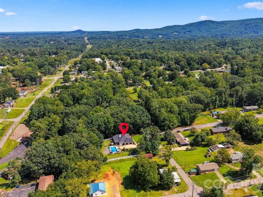 110 Pineburr Avenue, Valdese, NC 28690.  MLS# CAR4423742, YatesRealty ID 50426. 