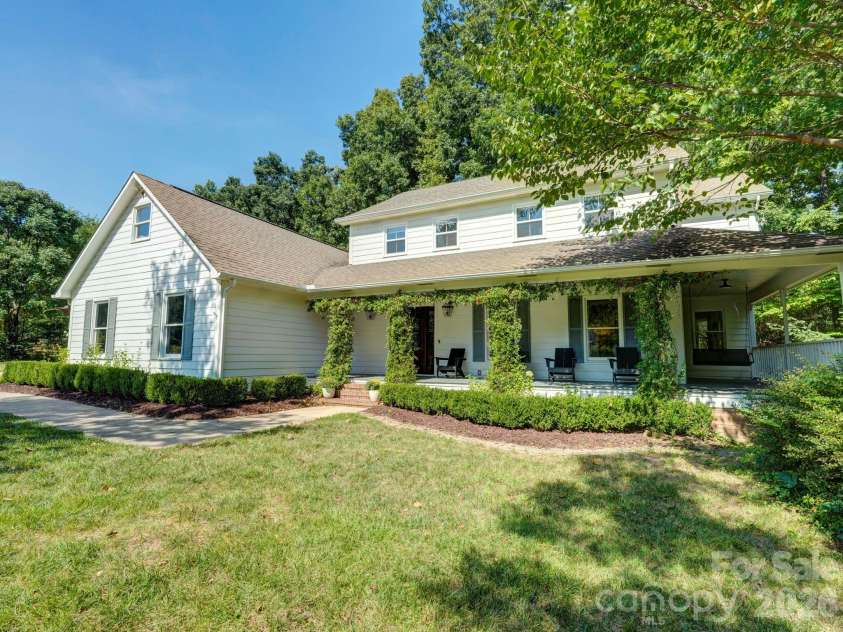 1179 Aspen Way, Concord, NC 28027.  MLS# CAR4423909, YatesRealty ID 50427. 