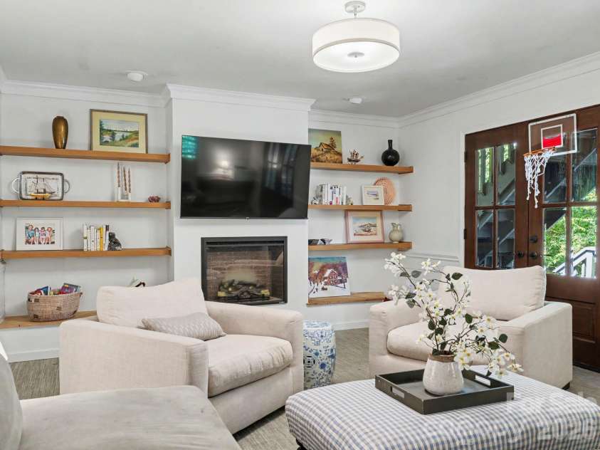 1179 Aspen Way, Concord, NC 28027.  MLS# CAR4423909, YatesRealty ID 50427. 