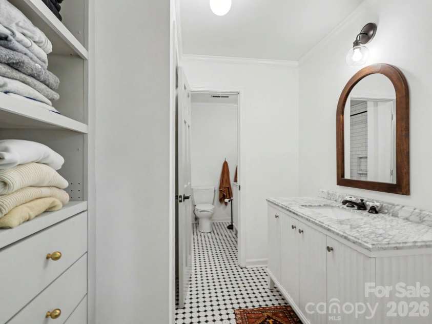 1179 Aspen Way, Concord, NC 28027.  MLS# CAR4423909, YatesRealty ID 50427. 