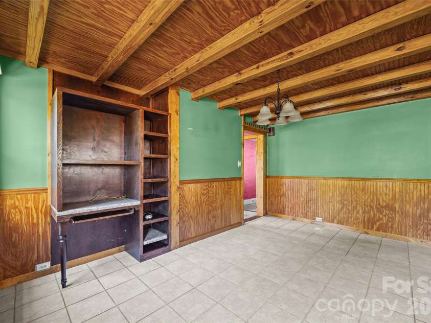 103 6th Street, Cramerton, NC 28032.  MLS# CAR4423884, YatesRealty ID 50428. 