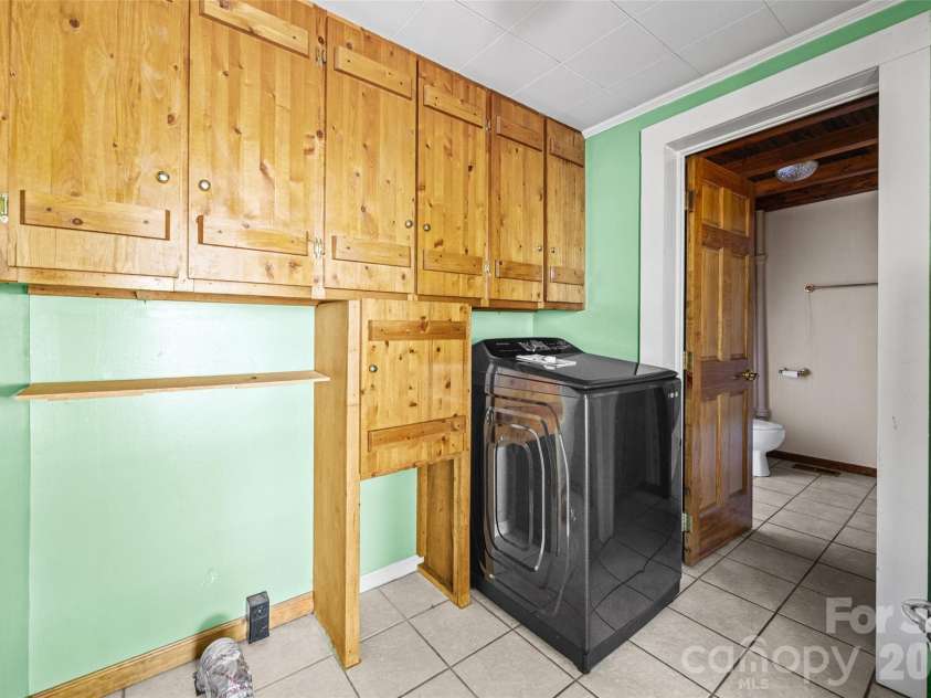 103 6th Street, Cramerton, NC 28032.  MLS# CAR4423884, YatesRealty ID 50428. 