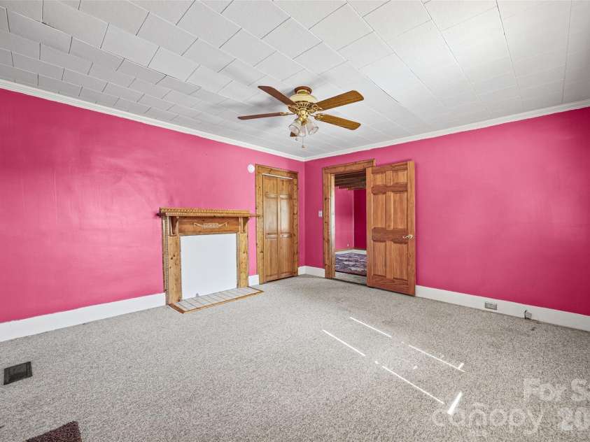103 6th Street, Cramerton, NC 28032.  MLS# CAR4423884, YatesRealty ID 50428. 