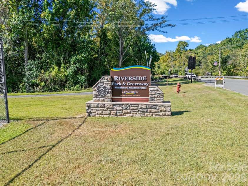 103 6th Street, Cramerton, NC 28032.  MLS# CAR4423884, YatesRealty ID 50428. 