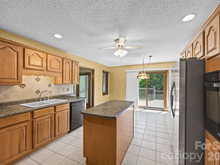 1680 Meadowdale Road, Rock Hill, SC 29732.  MLS# CAR4422966, YatesRealty ID 50429. 