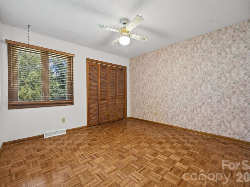 1680 Meadowdale Road, Rock Hill, SC 29732.  MLS# CAR4422966, YatesRealty ID 50429. 