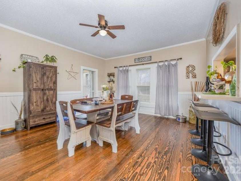 1386 Jennings Road, Statesville, NC 28625.  MLS# CAR4228705, YatesRealty ID 5043. 