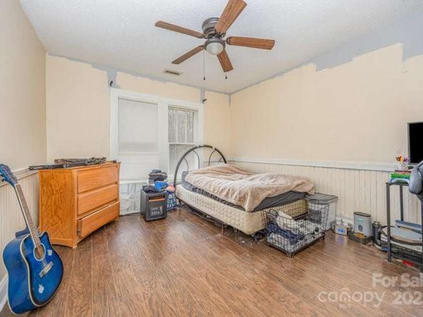 1386 Jennings Road, Statesville, NC 28625.  MLS# CAR4228705, YatesRealty ID 5043. 