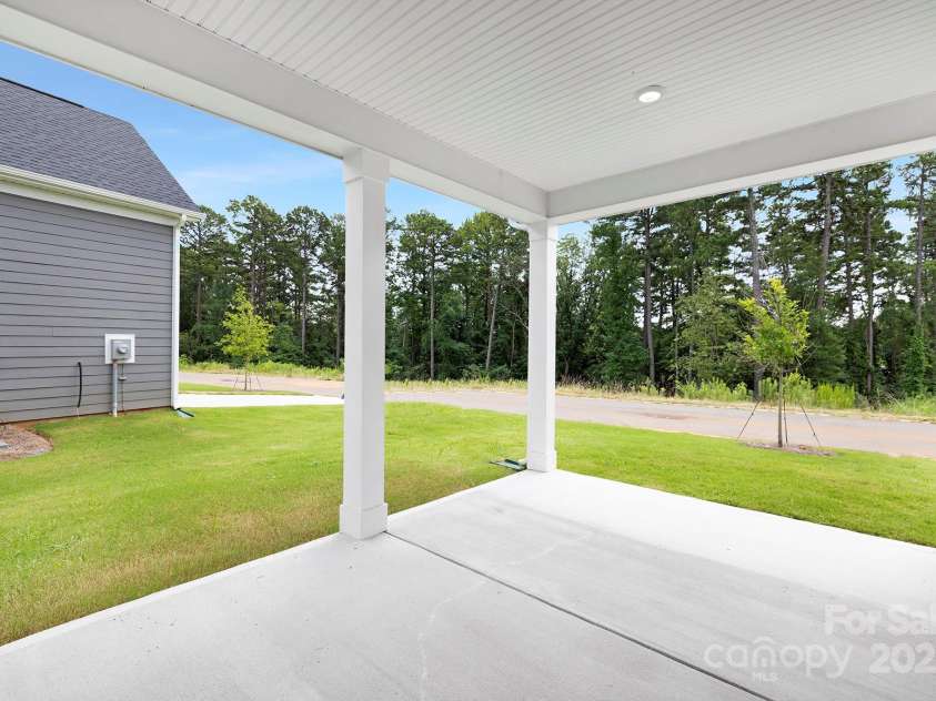 9605 Pointer Road, Huntersville, NC 28078.  MLS# CAR4205869, YatesRealty ID 50430. 