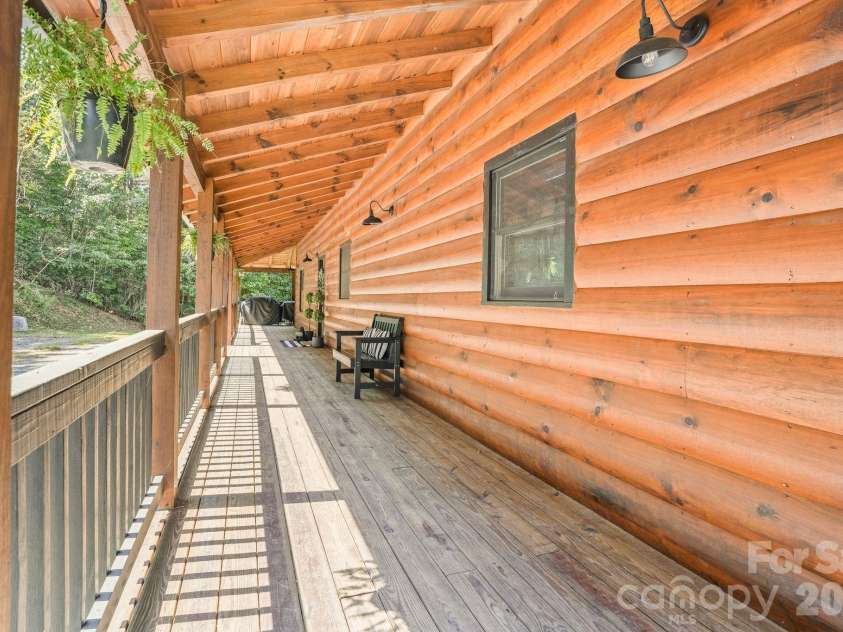 84 Mountain Top Drive, Marion, NC 28752.  MLS# CAR4423201, YatesRealty ID 50431. 