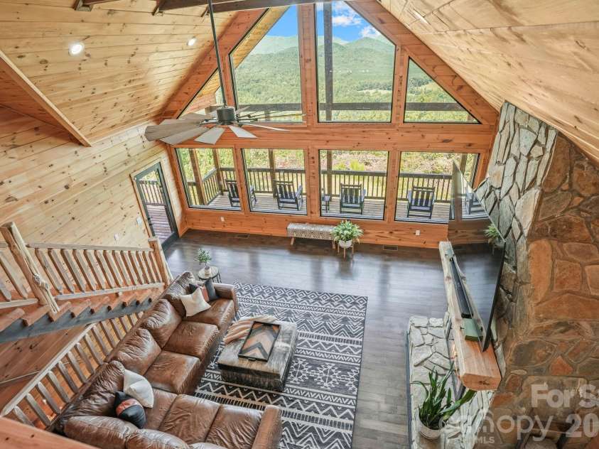 84 Mountain Top Drive, Marion, NC 28752.  MLS# CAR4423201, YatesRealty ID 50431. 