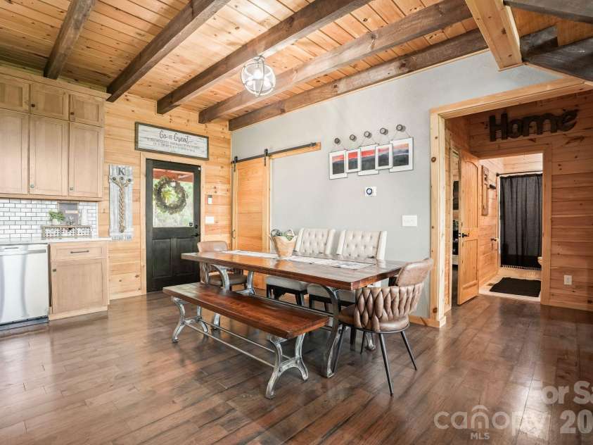 84 Mountain Top Drive, Marion, NC 28752.  MLS# CAR4423201, YatesRealty ID 50431. 