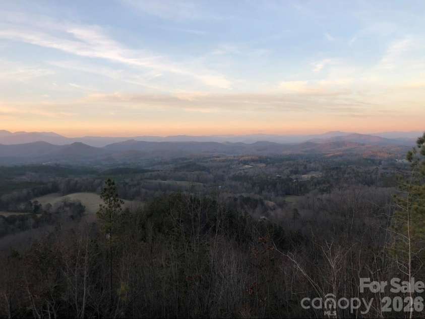 84 Mountain Top Drive, Marion, NC 28752.  MLS# CAR4423201, YatesRealty ID 50431. 