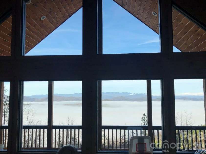 84 Mountain Top Drive, Marion, NC 28752.  MLS# CAR4423201, YatesRealty ID 50431. 
