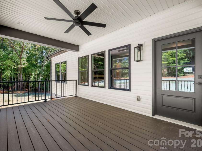 718 1st Street, Newton, NC 28658.  MLS# CAR4421430, YatesRealty ID 50432. 