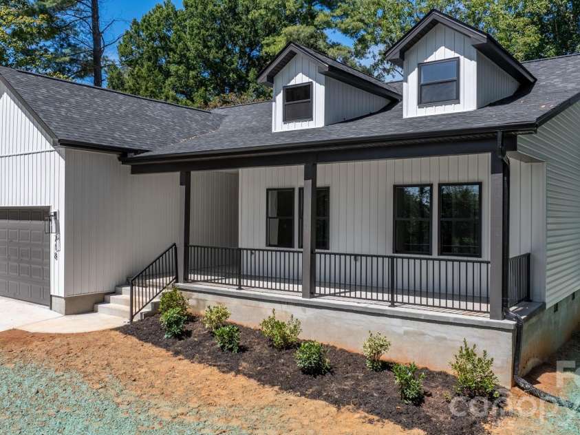 718 1st Street, Newton, NC 28658.  MLS# CAR4421430, YatesRealty ID 50432. 