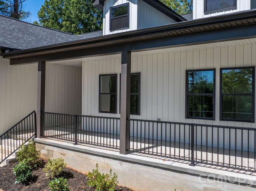 718 1st Street, Newton, NC 28658.  MLS# CAR4421430, YatesRealty ID 50432. 