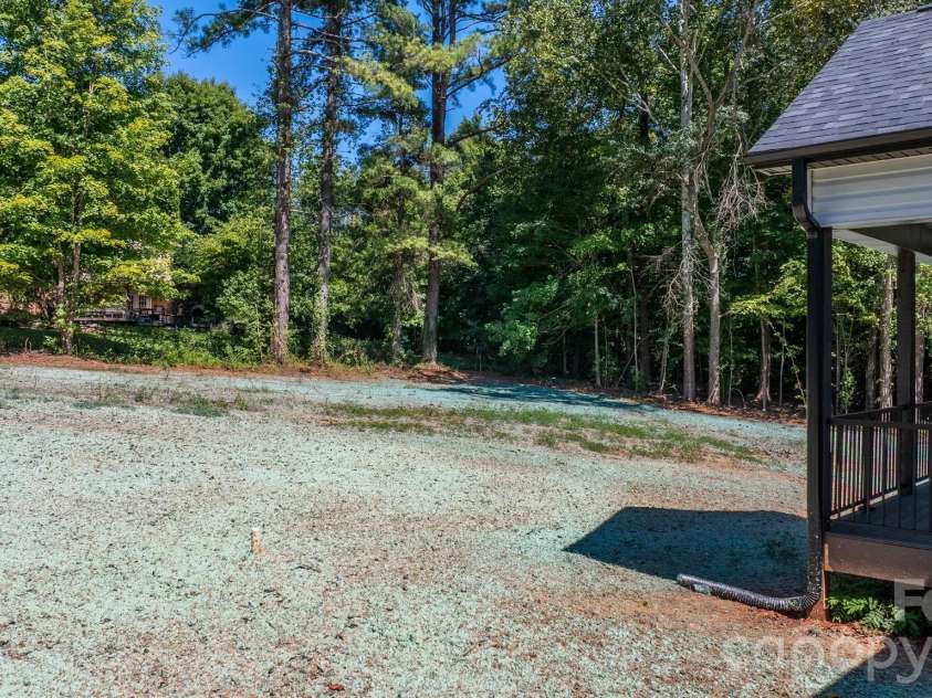 718 1st Street, Newton, NC 28658.  MLS# CAR4421430, YatesRealty ID 50432. 