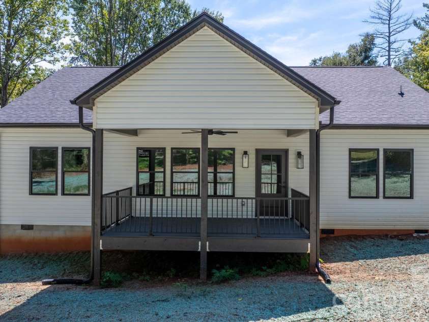 718 1st Street, Newton, NC 28658.  MLS# CAR4421430, YatesRealty ID 50432. 