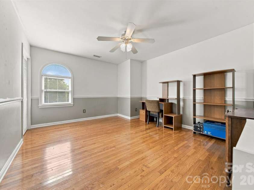 4131 Wandering Lane, Hickory, NC 28601.  MLS# CAR4423823, YatesRealty ID 50435. 