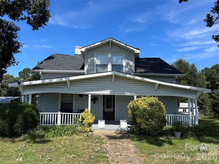 6362 Sherrills Ford Road, Catawba, NC 28609.  MLS# CAR4423898, YatesRealty ID 50436. 