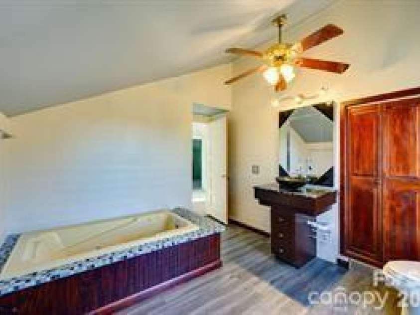 6362 Sherrills Ford Road, Catawba, NC 28609.  MLS# CAR4423898, YatesRealty ID 50436. 