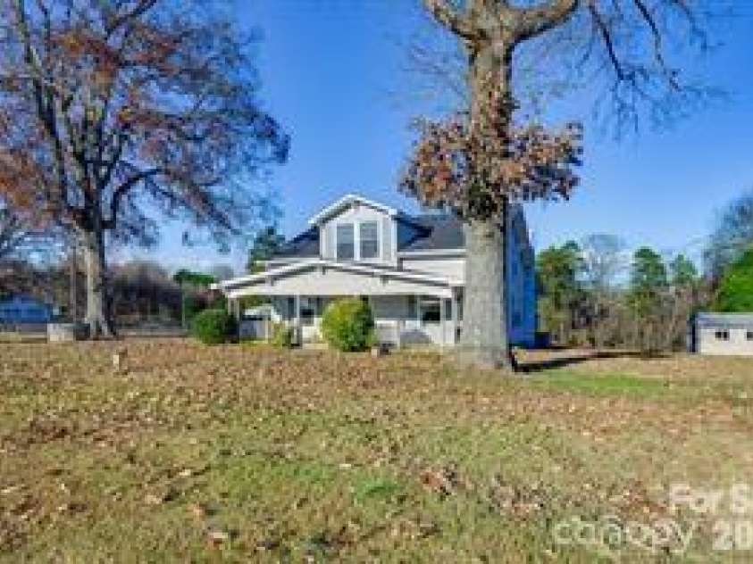 6362 Sherrills Ford Road, Catawba, NC 28609.  MLS# CAR4423898, YatesRealty ID 50436. 