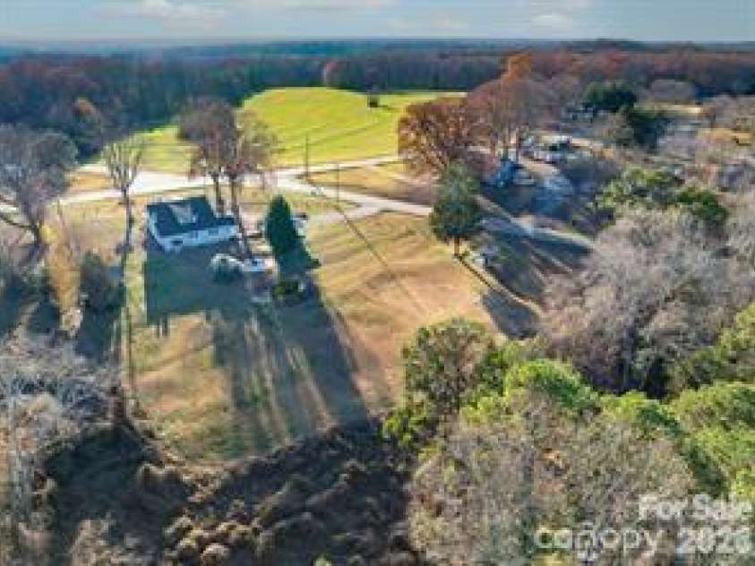 6362 Sherrills Ford Road, Catawba, NC 28609.  MLS# CAR4423898, YatesRealty ID 50436. 