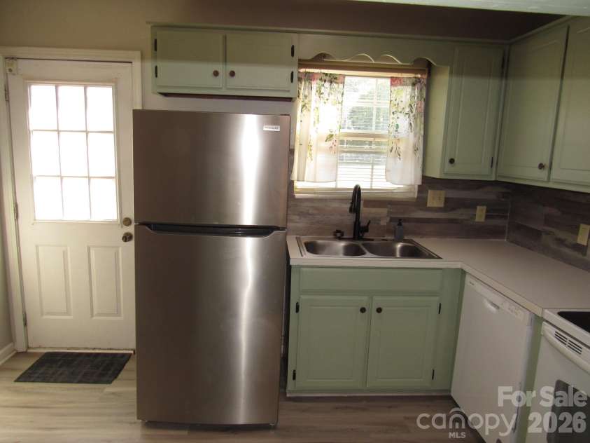Z5 Brandywine Drive, Conover, NC 28613.  MLS# CAR4423872, YatesRealty ID 50438. 