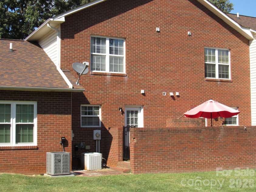 Z5 Brandywine Drive, Conover, NC 28613.  MLS# CAR4423872, YatesRealty ID 50438. Rear